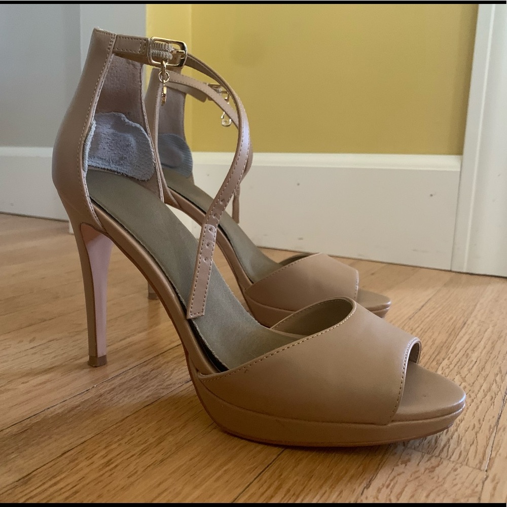 GUESS Platform Heel